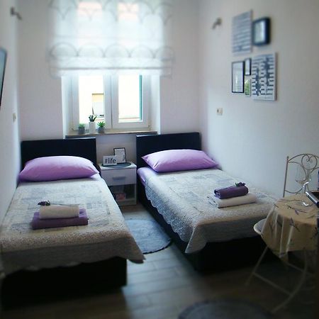 Ferienwohnung Hoc Loco Split Exterior foto